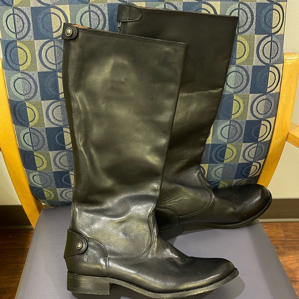 Frye boots size 8 women’s Black like new